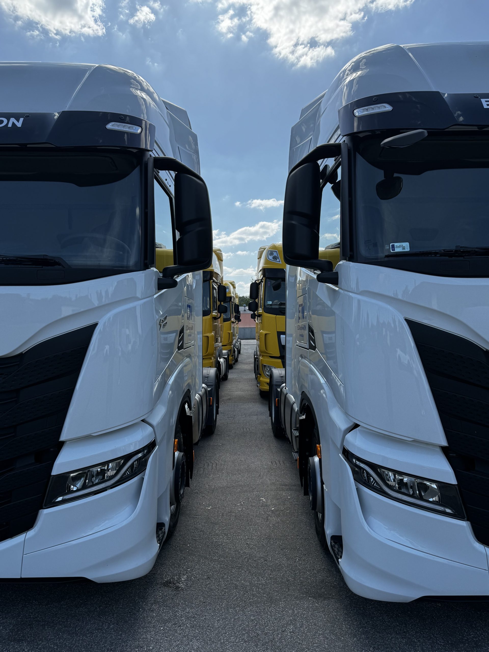 NGL Cargo – flotta és kamionok 10